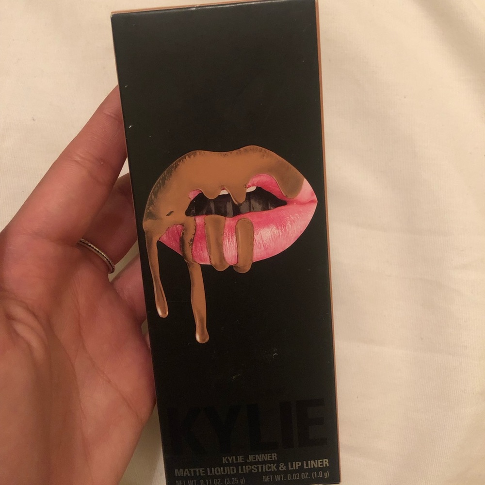 Kylie Lip kit “candy K”